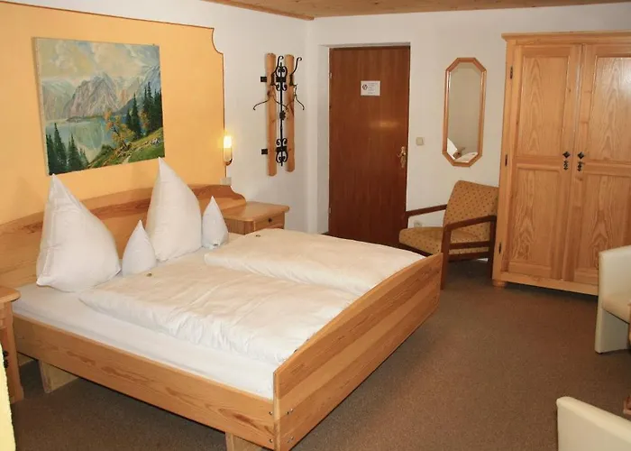 Alpenpension Auengrund 3* ラムサウ